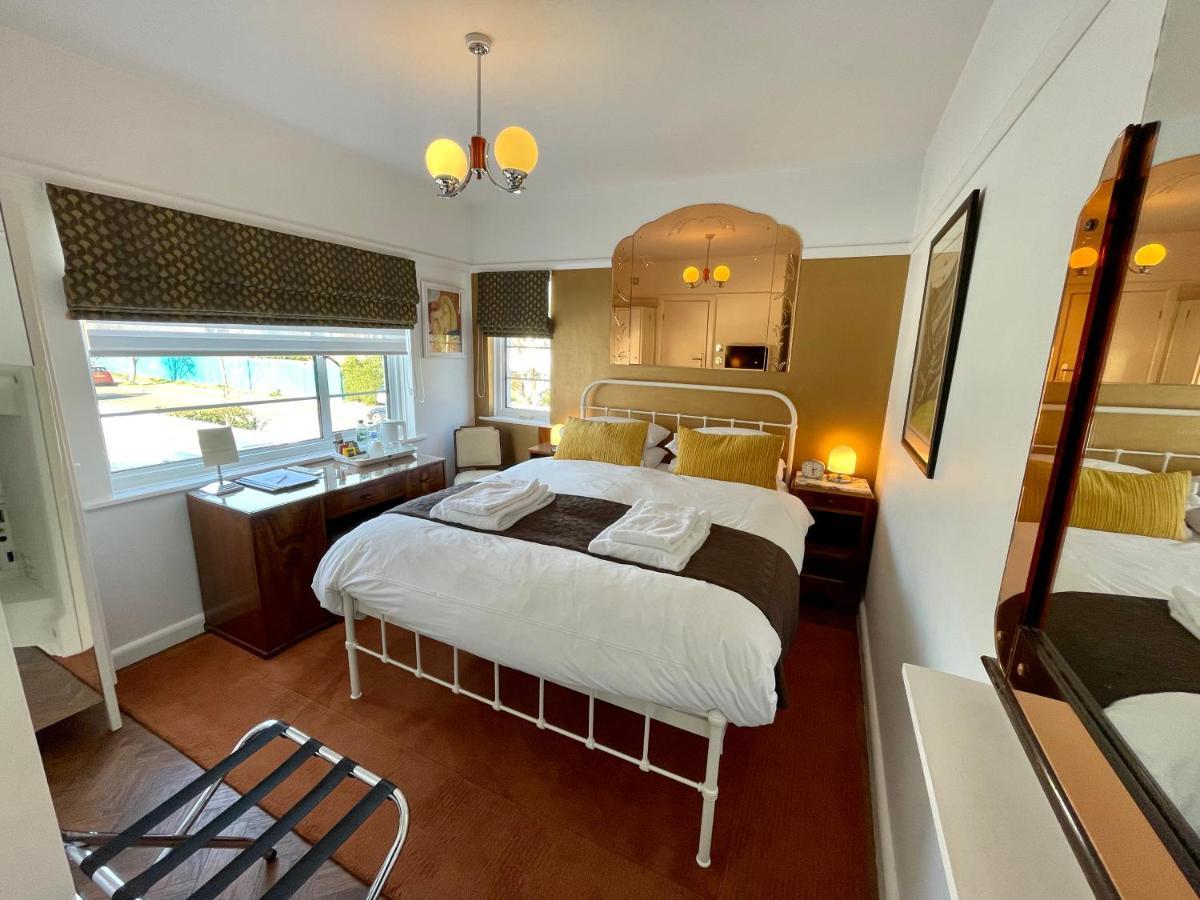 Milvil Bed and Breakfast Gosport Exteriör bild