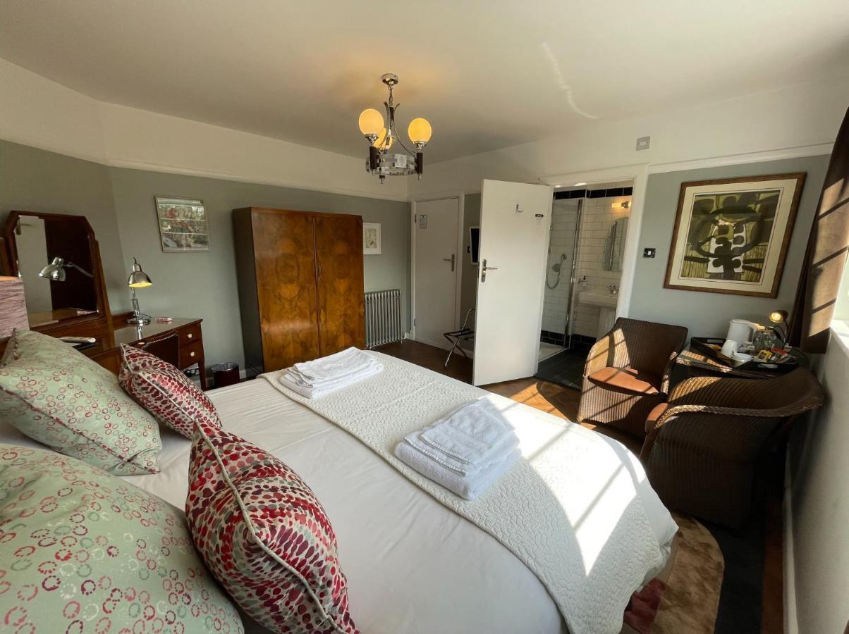 Milvil Bed and Breakfast Gosport Exteriör bild