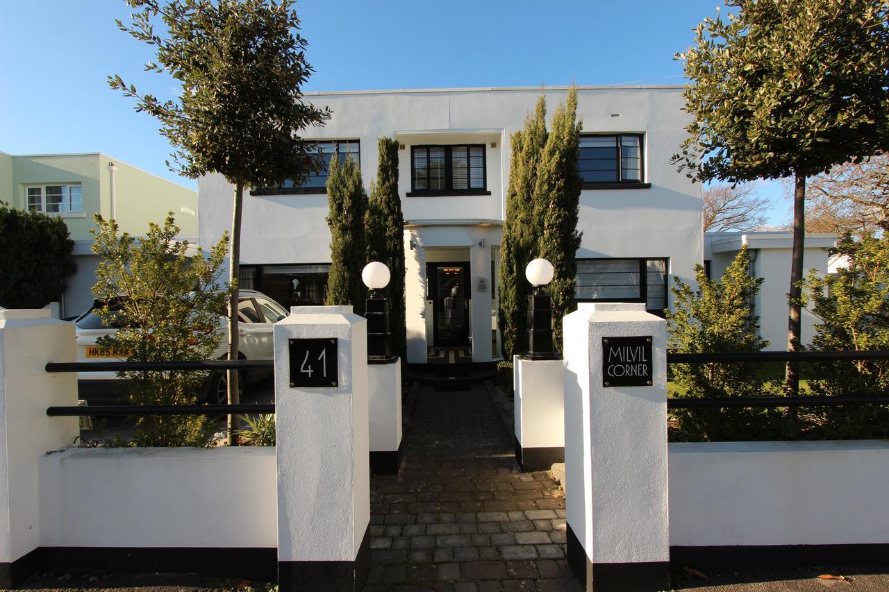 Milvil Bed and Breakfast Gosport Exteriör bild